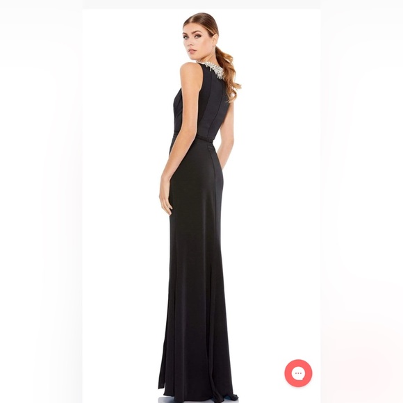 Sleeveless rhinestone collar form fitting column gown - Picture 2 of 4